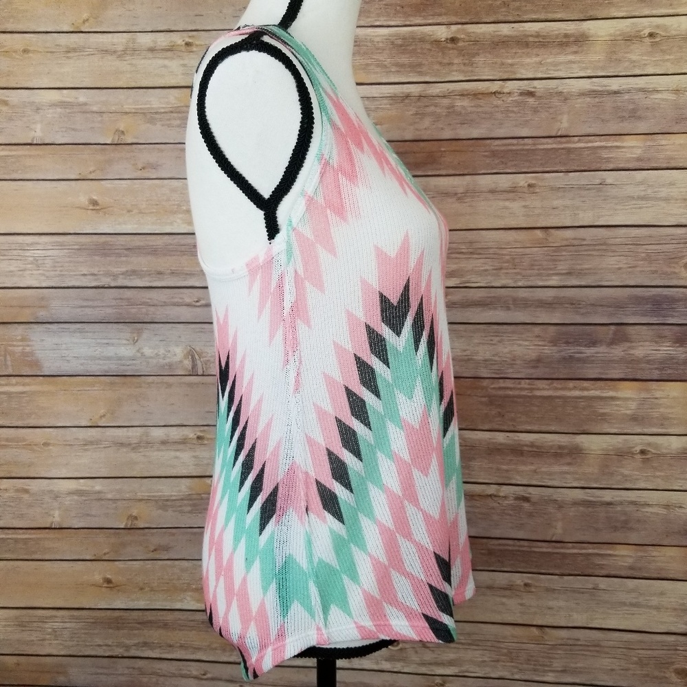 Blu Planet Razor Back Knit Tank Top Size Medium - Picture 5 of 7